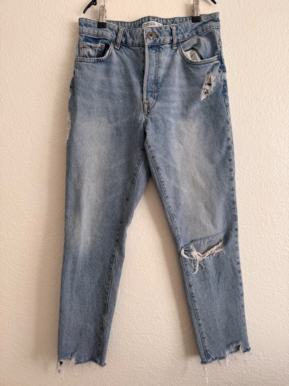 Zara Light Blue Distressed High-Waist Jeans